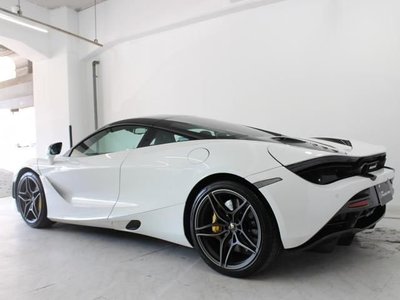 MCLAREN 720S - 7
