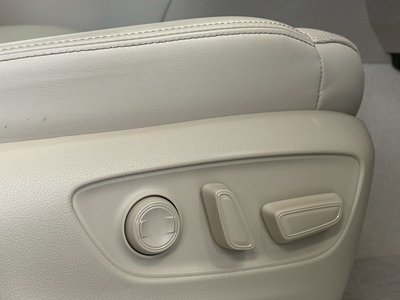 2024 Toyota LAND CRUISER 300 缩略图 43