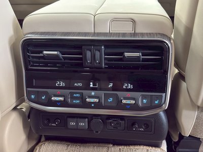 2024 Toyota LAND CRUISER 300 缩略图 52