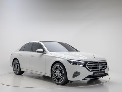 2025 Mercedes-BENZ E-CLASS — фото 5