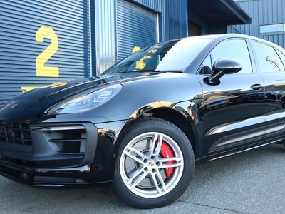 PORSCHE MACAN - 9