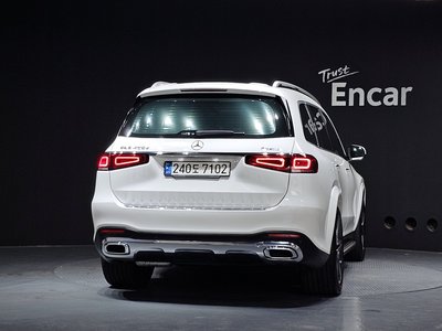 MERCEDES-BENZ GLS - 4