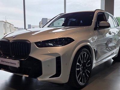 2025 BMW X5 照片 1