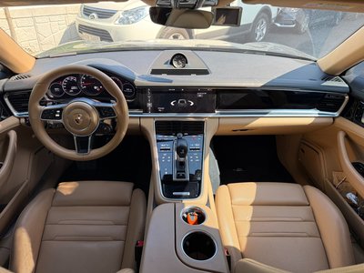 PORSCHE PANAMERA - 2