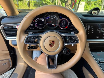 PORSCHE PANAMERA - 3