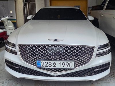 GENESIS G80 (RG3) - 1