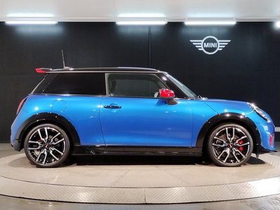 صورة 10 لـ 2025 MINI COOPER