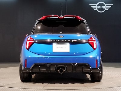 صورة 8 لـ 2025 MINI COOPER