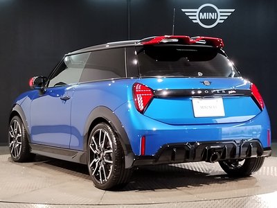 صورة 7 لـ 2025 MINI COOPER