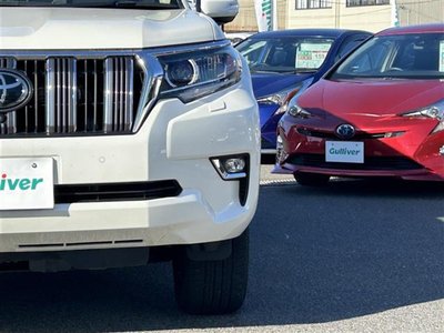 TOYOTA LAND CRUISER PRADO - 10