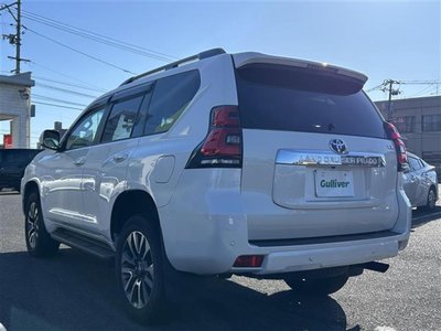 TOYOTA LAND CRUISER PRADO - 10