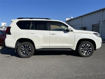 TOYOTA LAND CRUISER PRADO - 2