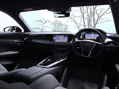 2024 AUDI E-TRON GT QUATTRO thumbnail 32