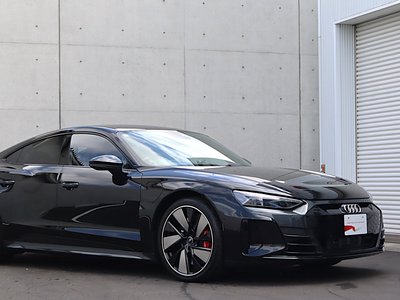 صورة 8 لـ 2024 AUDI E-TRON GT QUATTRO