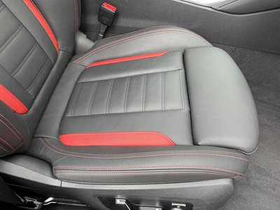 صورة 8 لـ 2025 BMW I4