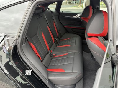 2025 BMW I4 thumbnail 11