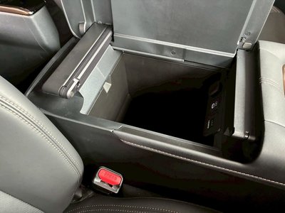 2025 Toyota ALPHARD 缩略图 24