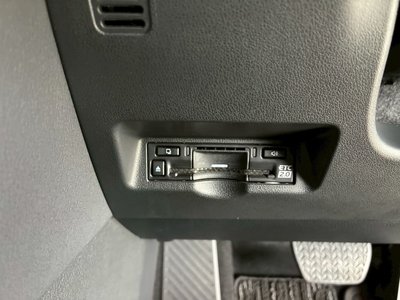 TOYOTA ALPHARD - 9