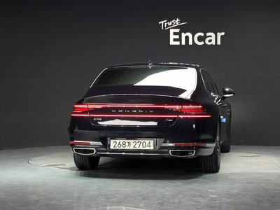 صورة 4 لـ 2022 Genesis G90 (RS4)