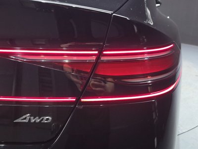 صورة 10 لـ 2022 Genesis G90 (RS4)