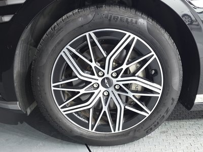 صورة 6 لـ 2022 Genesis G90 (RS4)