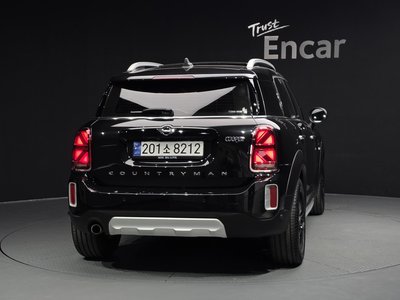 MINI COUNTRYMAN - 3