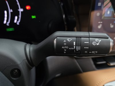 2025 Lexus NX — миниатюра 30