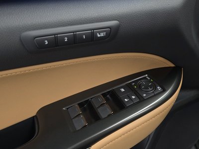 2025 Lexus NX — миниатюра 27