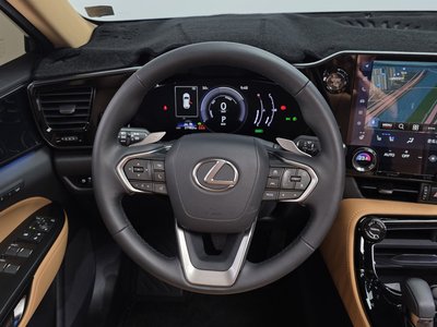 2025 Lexus NX — миниатюра 19