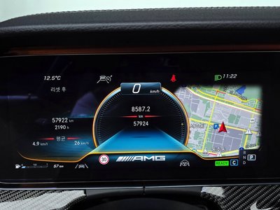 MERCEDES-BENZ CLS - 8