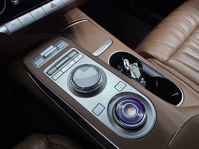 2021 Genesis GV70 — миниатюра 12