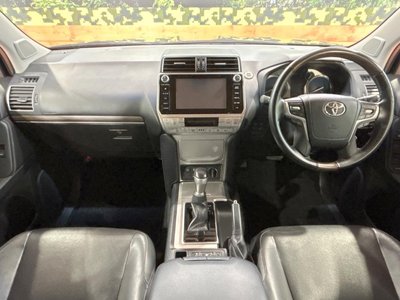 TOYOTA LAND CRUISER PRADO - 2