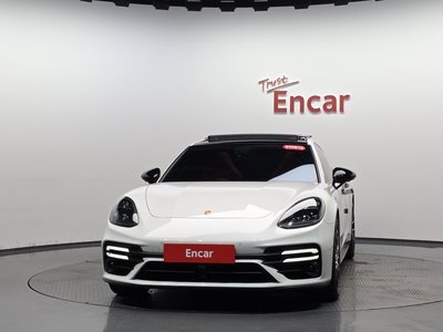 صورة 3 لـ 2021 Porsche PANAMERA
