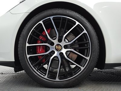 صورة 6 لـ 2021 Porsche PANAMERA
