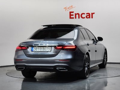 صورة 4 لـ 2023 Mercedes-BENZ E-CLASS