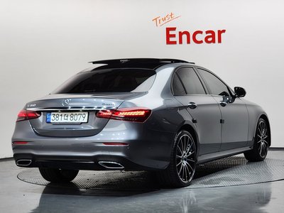 صورة 2 لـ 2023 Mercedes-BENZ E-CLASS