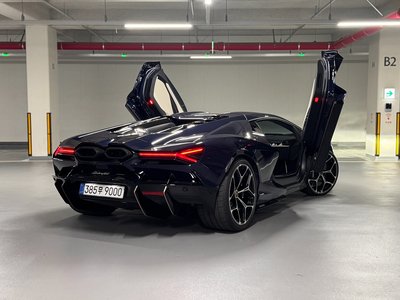 LAMBORGHINI REVUELTO - 3