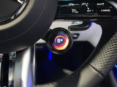صورة مصغرة 56 لـ 2025 Mercedes-BENZ GT AMG