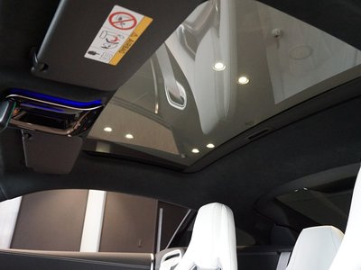 صورة مصغرة 40 لـ 2025 Mercedes-BENZ GT AMG