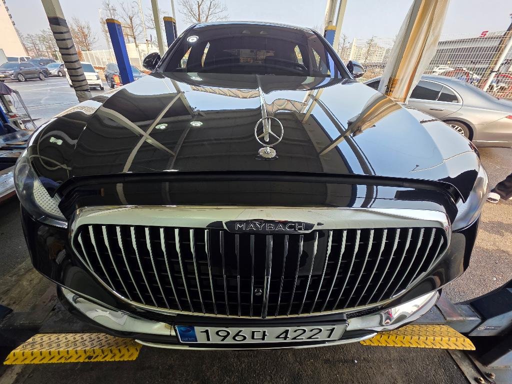 MERCEDES-BENZ S-CLASS - View 1