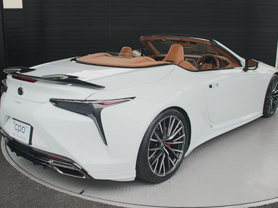 صورة 7 لـ 2025 Lexus LC CONVERTIBLE