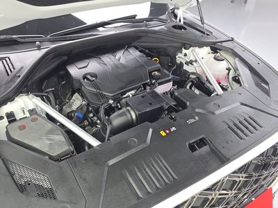 2025 Genesis GV70 photo 7