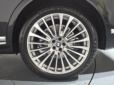 BMW X7 - 8