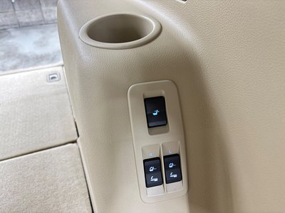 2022 Toyota LAND CRUISER PRADO 照片 5