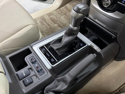 2022 Toyota LAND CRUISER PRADO 照片 3