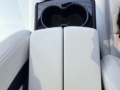 2020 Tesla MODEL S — миниатюра 27