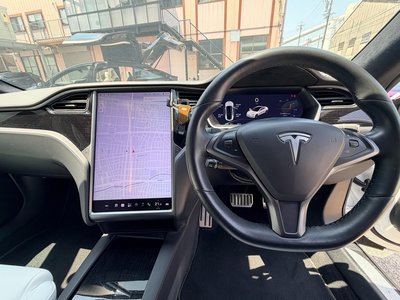 2020 Tesla MODEL S — миниатюра 23