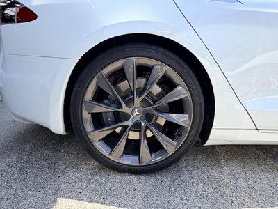 2020 Tesla MODEL S — миниатюра 13