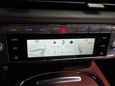 صورة مصغرة 17 لـ 2023 Genesis G90 (RS4)
