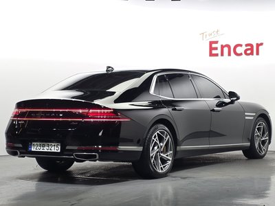 صورة 4 لـ 2023 Genesis G90 (RS4)